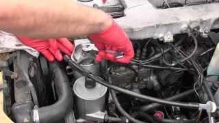 Mercedes Diesel Replacing Main Fuel Filter