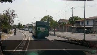 Mitsubishi jadul Bumel Magelang Po.Mustika Vs Po.Aman lari siank jln Ring road Jogja