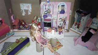 Mostrando minha casinha da Barbie que eu mesmo fiz atualizada