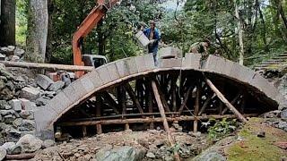 The workers built beautiful, durable stone bridges