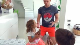 Батя Мистера Макса чистит кое что Кате и Максиму |18+|