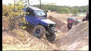 Offroad Fun with Insane 4x4 Jeep Club NJ