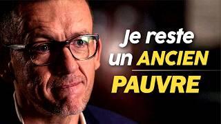 Dany Boon se confiait sur son rapport à l'argent