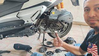 Aprilia SR MAX / Vespa GTS 300 - CVT service