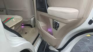 丰田霸道汽车内饰改装Interior modification of Toyota domineering car