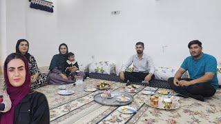 Maryam meeting with Parisa and Malik's acquaintance with Ali and Parisa