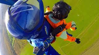 Skydiving L 3100 m