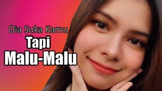 Tanda Tanda Cewek Suka Sama Kamu Tapi Malu-Malu