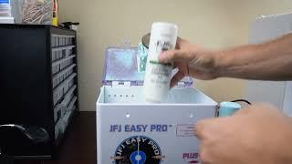 Preventing scratches on the center of a CD using a JFJ Easy Pro