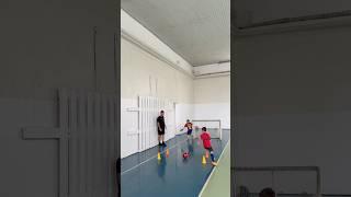 нападающий vs защитник