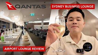 HOW TO TRAVEL IN STYLE? (even in economy)  Qantas Sydney Lounge 2024