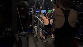 Single Arm Lat Pulldowns