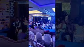 enjoy the show enjoy my walk  nd love me the way you do 