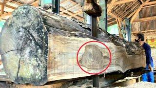 Making table materials from teak wood 1980s - Wood Sawn with precise accuracy with a sawmill