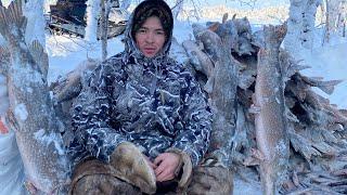 Огромные щуки ПРОМЫСЕЛ ХАНТЫ на севере 