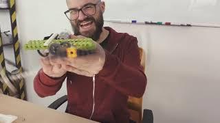 mikeius unboxing LEGO Education WeDo 2 0