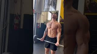 Golds Gym Mecca | Bicep Workout Motivation #bodybuilding #gymmotivation #gym #bicepsworkout