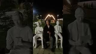 "Послушайте!" В. В. Маяковский. Читает седой учитель литературы из необычной казахской