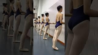 Dance class live video