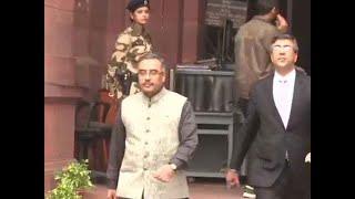 India summons Pak's top envoy, issues strong demarche over Pulwama attack