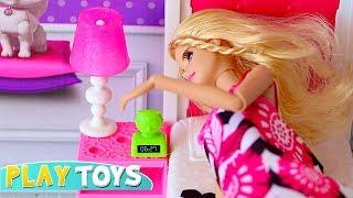 Barbie Girl Morning Routine in Dollhouse! Play Toys