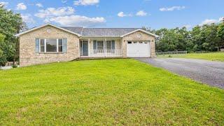39 TRANQUILITY AVENUE, MARTINSBURG, WV Presented by Liz McDonald.