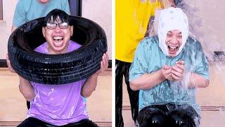 Holiday Party Games | Left And Right Rain Challenge, Dad Puts Diapers On His Head #Funnyfamily#Funny