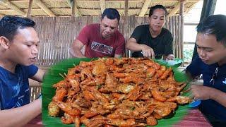 Napakasarap ng sweet chilli garlic na hipon at crabs