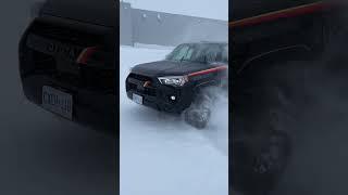 Best-looking Toyota 4runner in the snow!