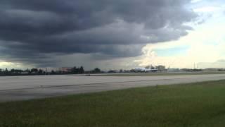 AmeriJet Boeing 767 Landing in Miami