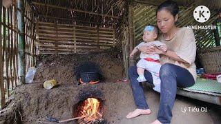 17-year-old single mother scraping by and selling bottles and taking care of her seriously ill child