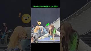 Everyone was shocked when Rosé couldn't perform Lisa's choreography!!  #blackpink #rose #lisa