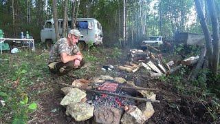 ЖИВЁМ ЧЕТЫРЕ ДНЯ В ТАЙГЕ! ИЩЕМ И КОПАЕМ МЕТАЛЛ! ЛОВИМ ЩУКУ!(ЧАСТЬ №1)