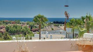 Sea View Apartment for Sale in Nueva Andalucia, Marbella - Renovation Project