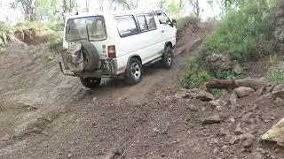 The Springs 4x4: The van tackles Treds Right (valley view)