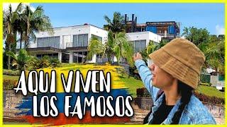 AQUÍ VIVEN LOS MAS FAMOSOS DE COLOMBIA- GUATAPÉ Desde Otra PERSPECTIVA #guatape #colombia #antioquia