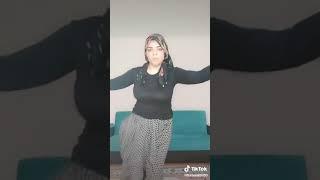 Tiktok Türbanlı Kız Sallaya Sallaya Oynuyor  En İyi Tiktok Videoları Hijab Girl Dancing