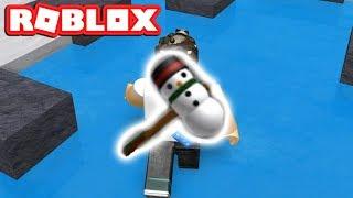 THE SNOWMAN CHRISTMAS HAMMER IN ROBLOX FLEE THE FACILITY