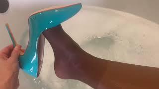 Wetlook - Bath pantyhose high heels 