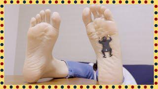 Feetcrushed and stuck! | GIANTESS FAMILY