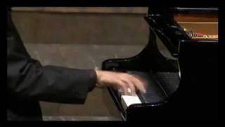 Xi Zhai plays Chopin Etude Op.10, No.2