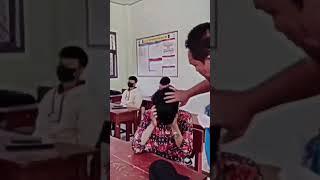 Sakit tapi tak berdarah di colak guru razia rambut di sekolah!! #shorts