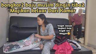 bongkar2 baju musim dingin tiba2 Majikan keluar Dari kamar