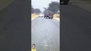 THAR LOVER'S