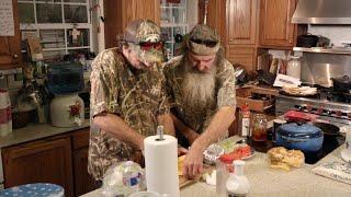 Phil Robertson Makes the Best Burgers You'll Ever Eat (RECIPE)