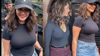 Mrunal thakur denim jeans and black top look like Georges diva ️