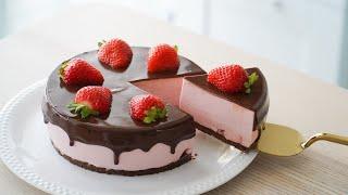 Chocolate Strawberry Cheesecake. No Bake. No Egg