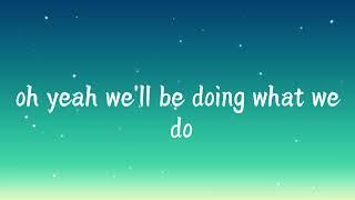 One Direction - Live While We're Young (Lyrics)