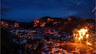 Traditionelles Lichterfest: Tausende Feuer erhellen fränkische Stadt