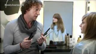 BeautyJournaal TV: kapper Piet-Jan Duivenvoorden over werken met de stijltang